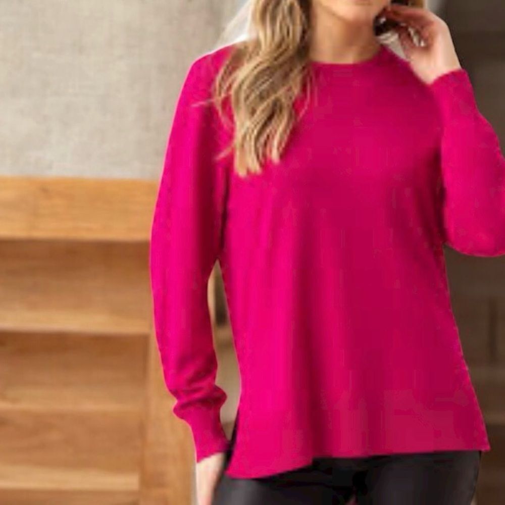 MARBLE Fuchsia Long Sleeve Split Side Top - L - NWT